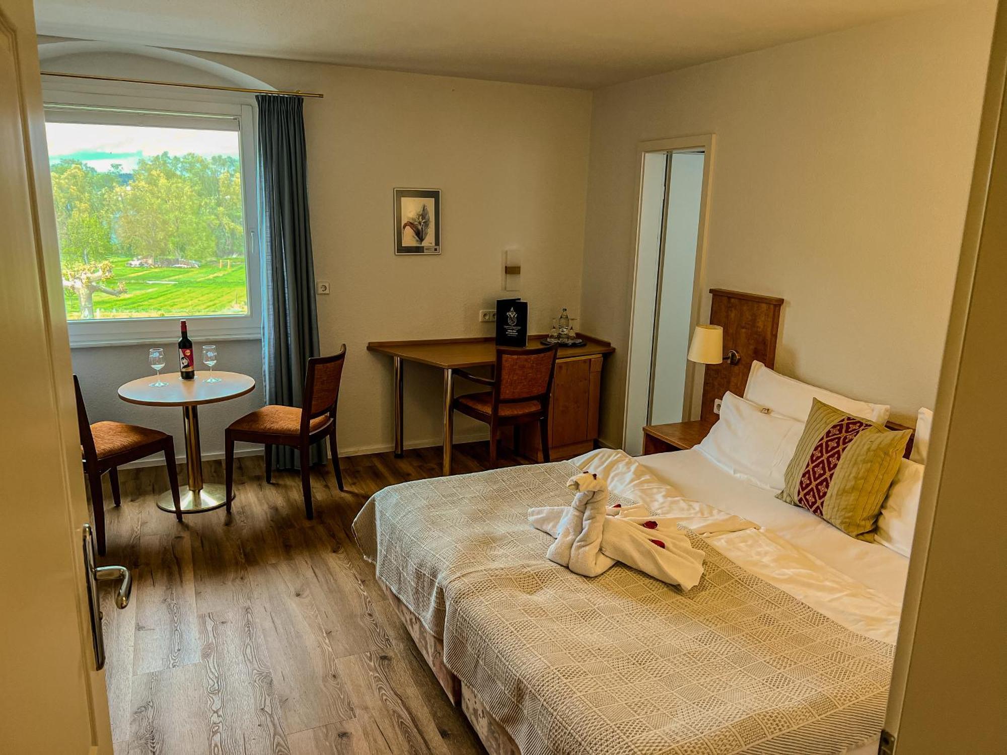 Insel-hof Hotel-garni 3* Reichenau