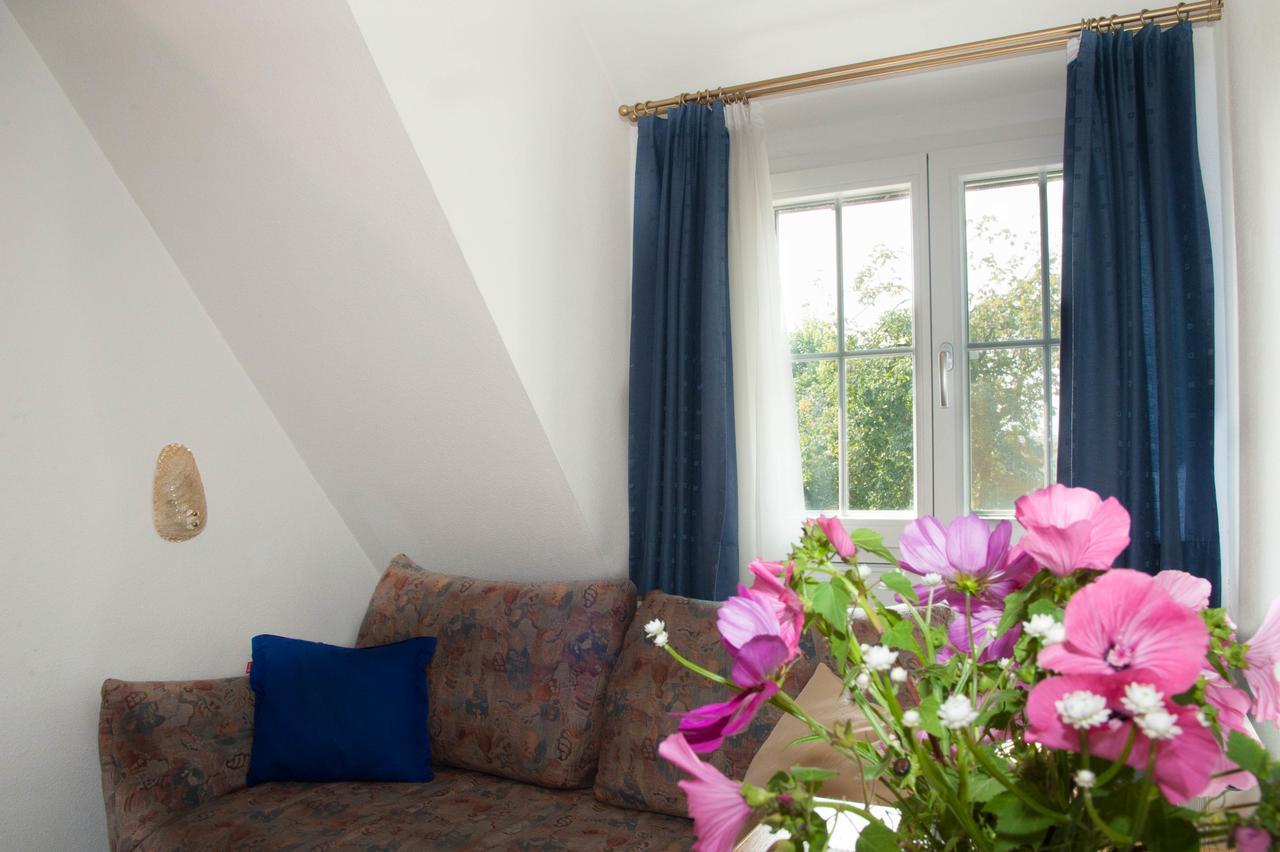 Insel-hof Hotel-garni 3* Reichenau